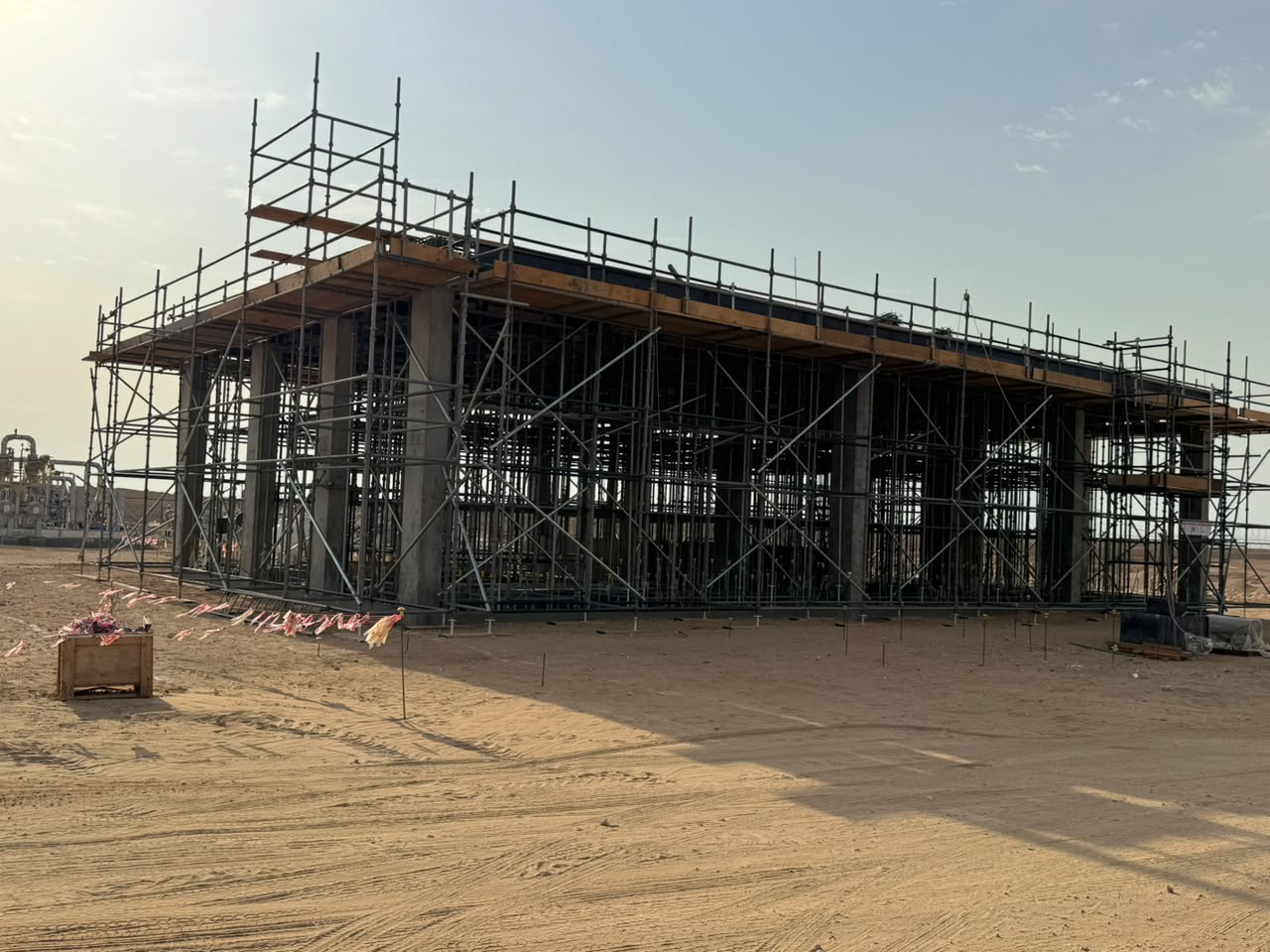 Metering and Security Building Cast in Situ for PKG-15
